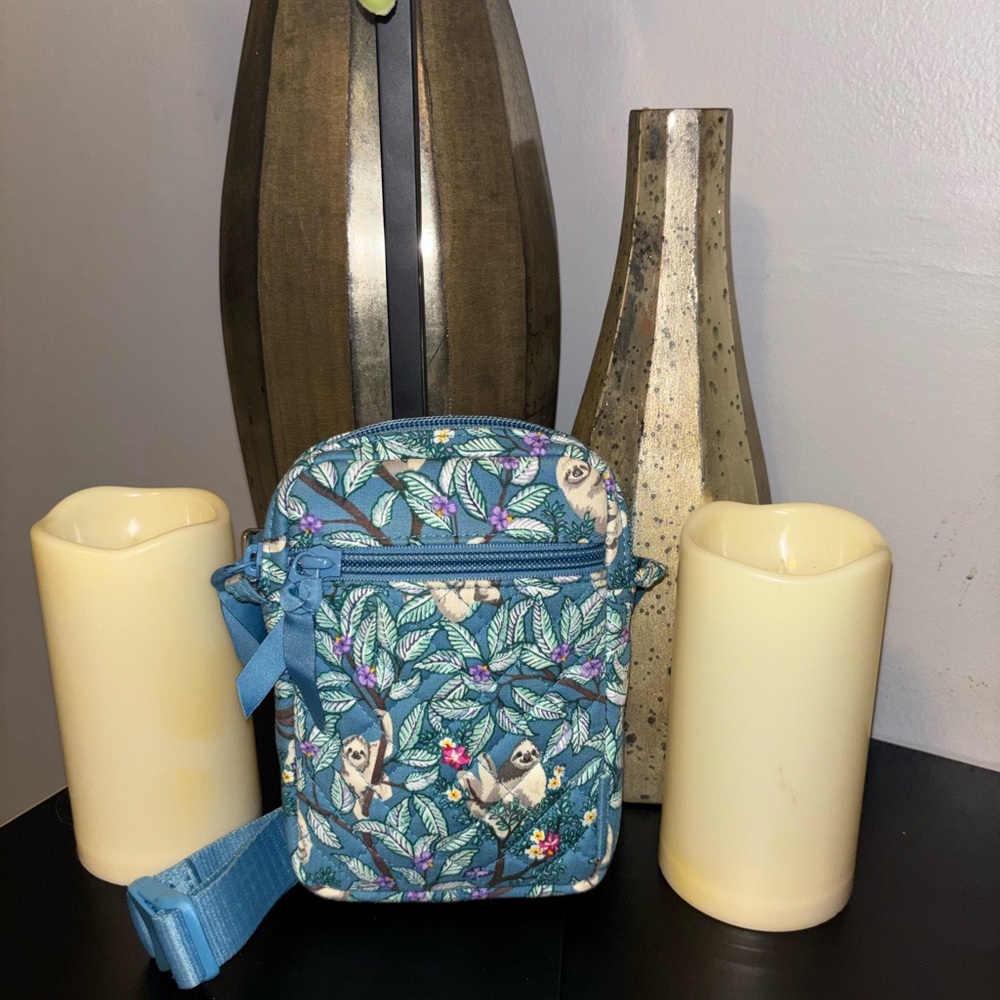 Vera Bradley Teal and White Leafy Belt Bag